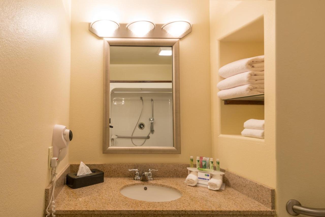 Holiday Inn Express & Suites Alamosa By Ihg Εξωτερικό φωτογραφία
