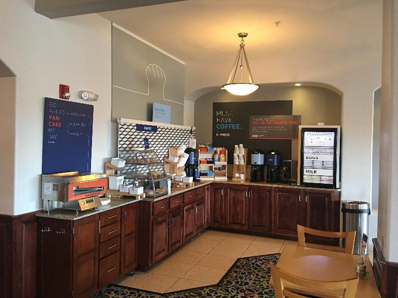 Holiday Inn Express & Suites Alamosa By Ihg Εξωτερικό φωτογραφία